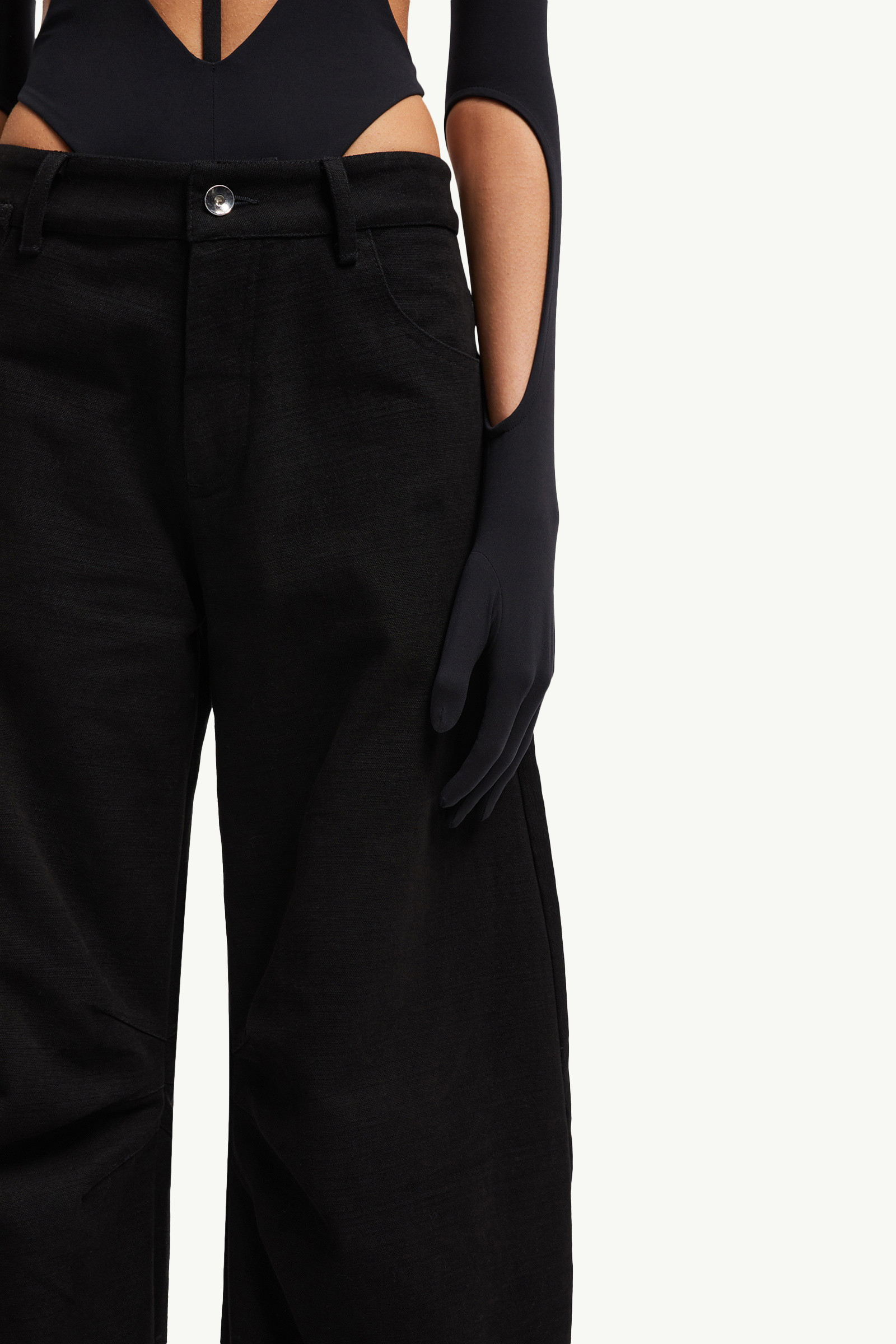 MONCLER x Willow Smith★ジッパーパンツ 送関込み 関送込☆Moncler x Willow Smith☆メタル カットアウト フーディ