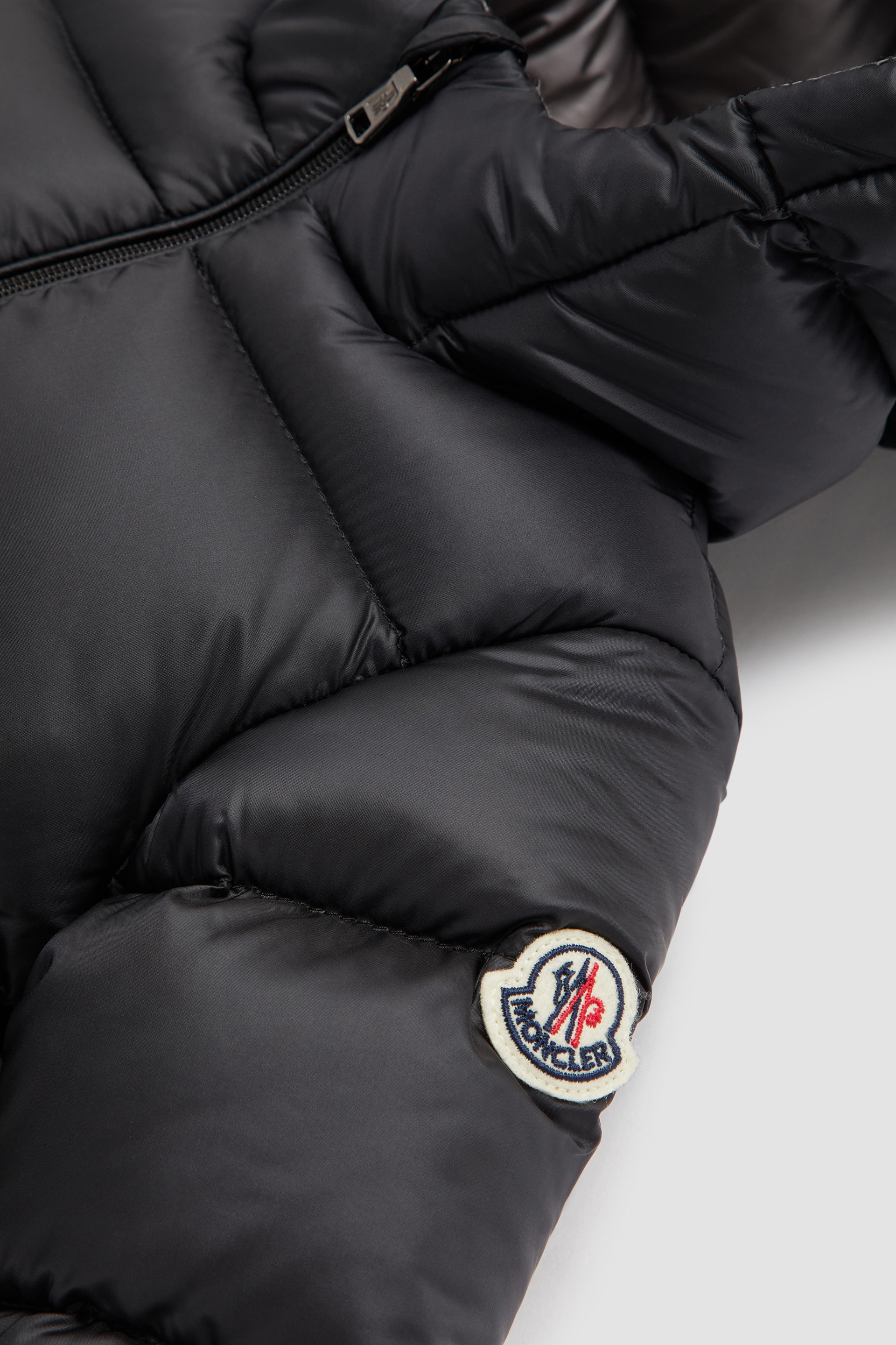 Moncler new macaire on sale