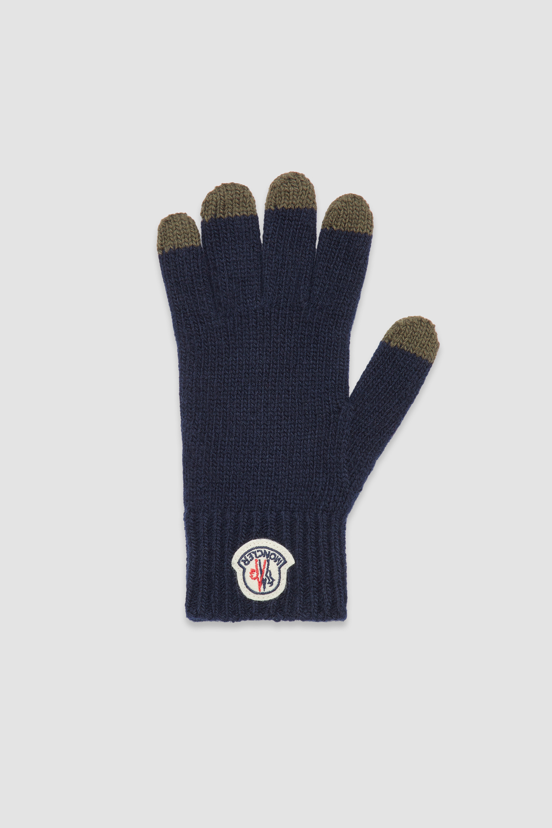 Moncler kids gloves deals