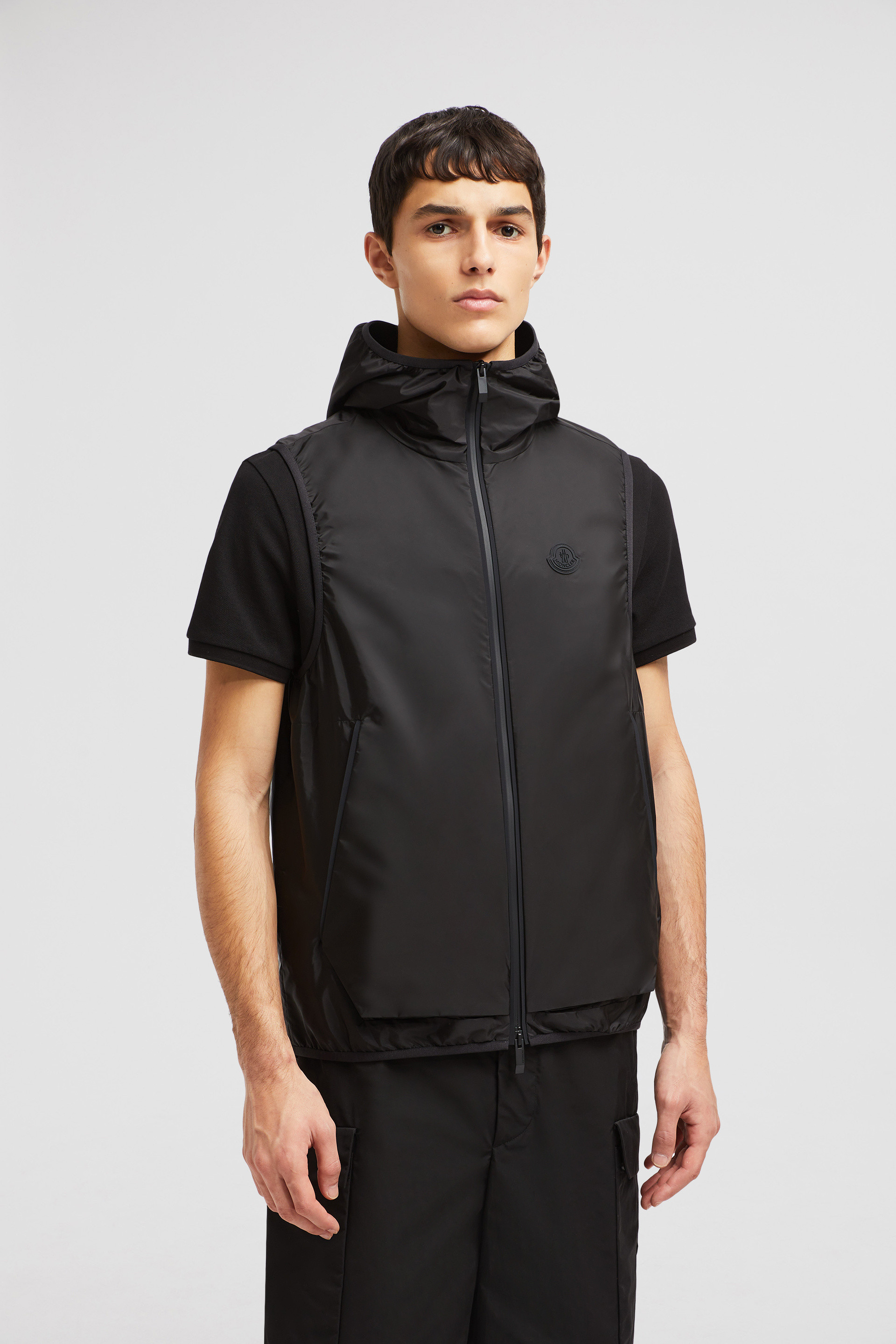 楽天市場】モンクレール MONCLER ダウンベスト フード付き