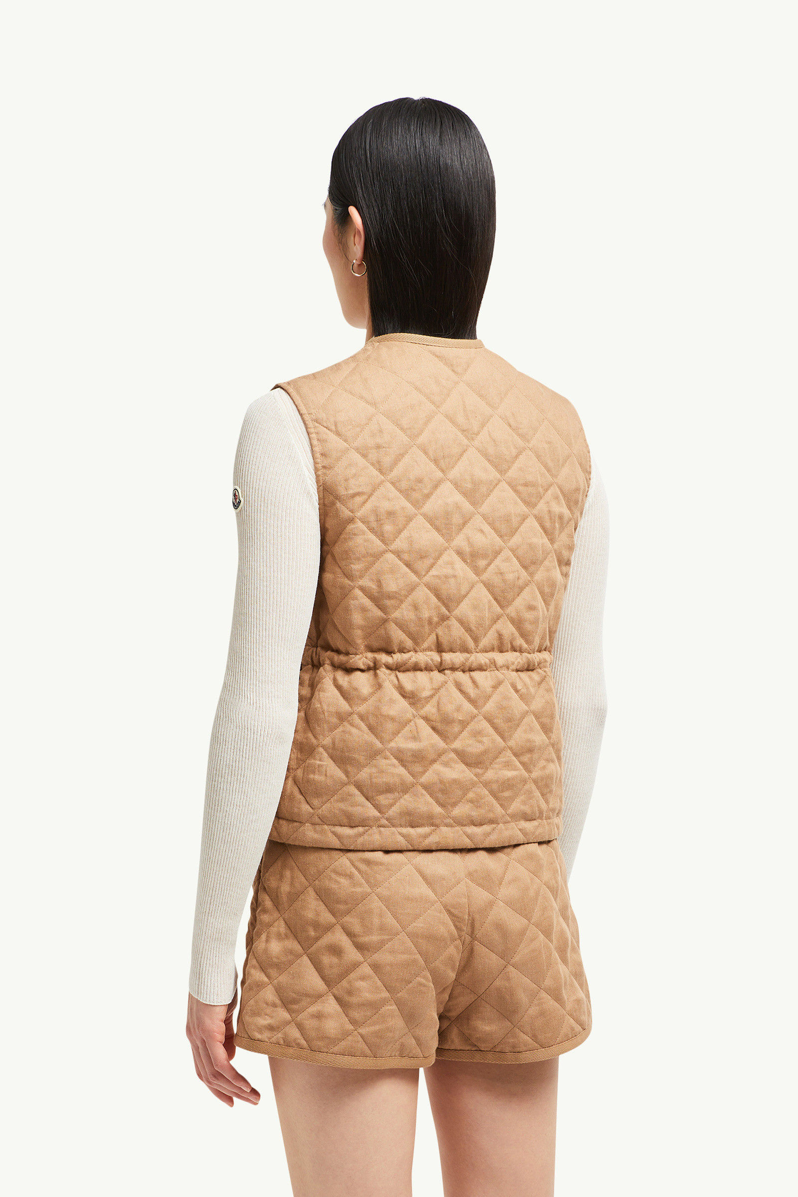 【MONCLER】Vigny ベスト リネン素材 ダイヤモンドキルティング Camel Beige Vigny Diamond-Quilted Padded Linen Gilet - Vests
