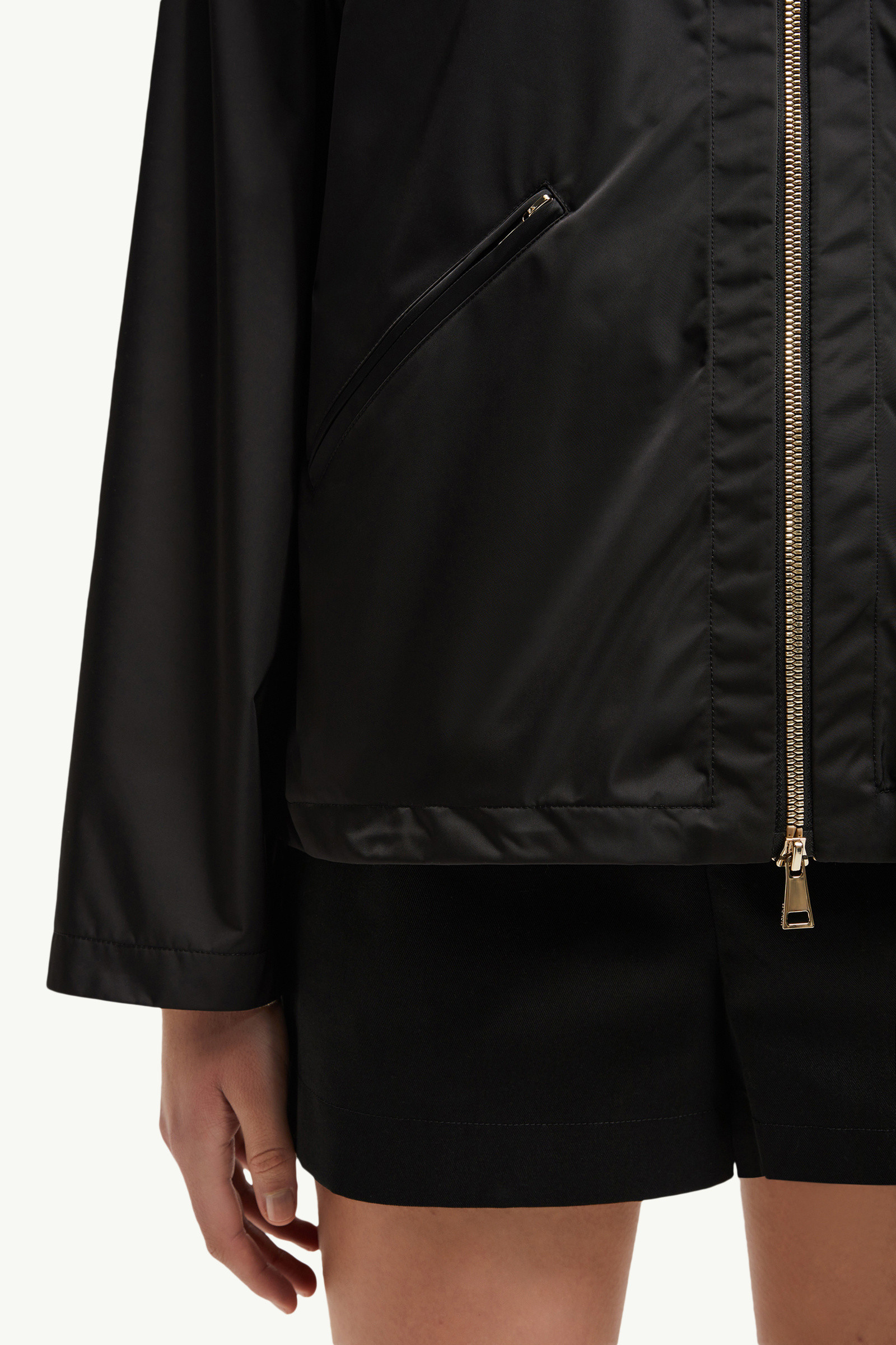 Black Cassiopea Hooded Jacket - Windbreakers & Raincoats for Black Cassiopea Hooded Jacket - Windbreakers & Raincoats for