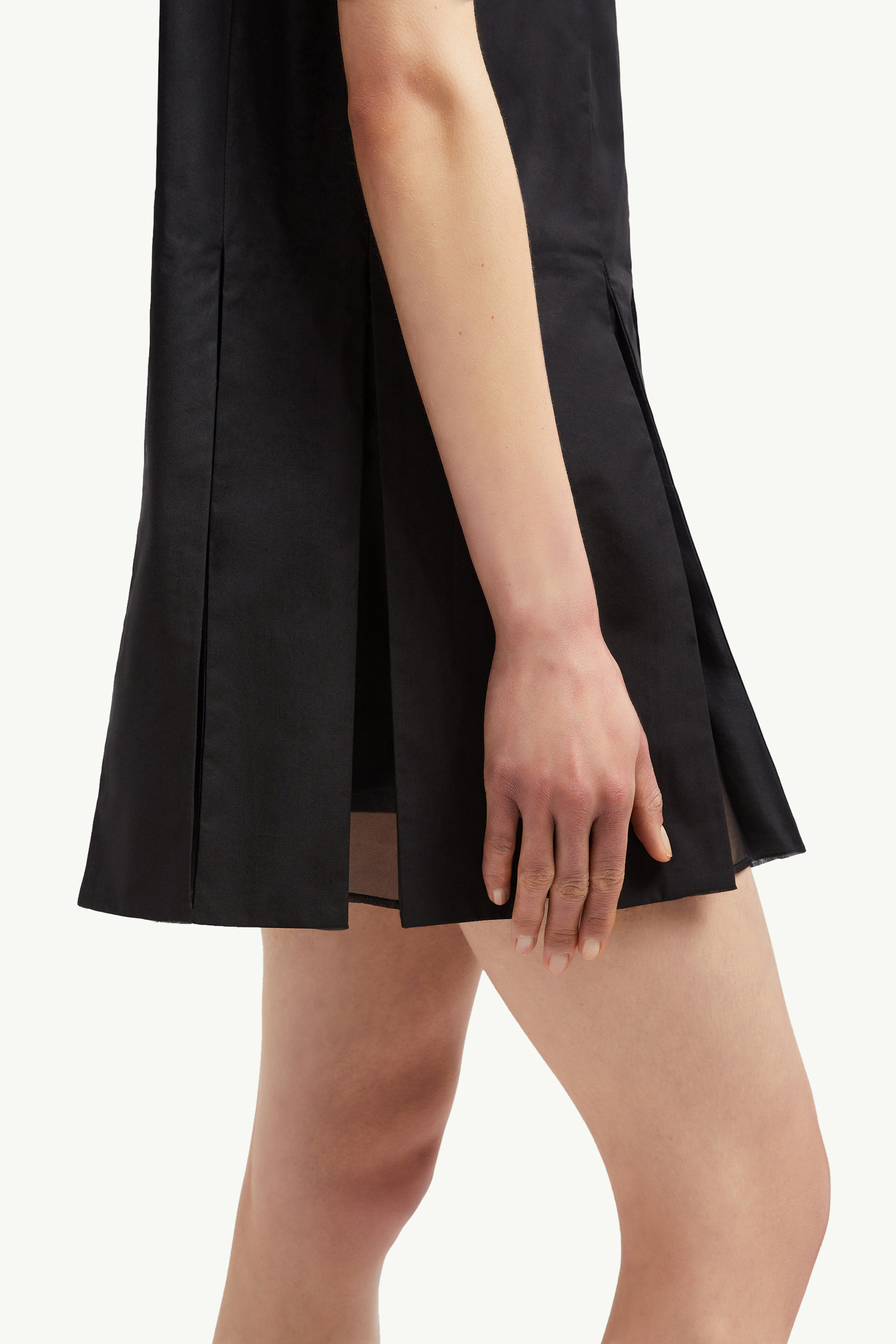 ワンピース MONCLER COTTON AND SILK MINI SHIRT DRESS Cotton and silk mini chemisier dress MONCLER - Nugnes1920
