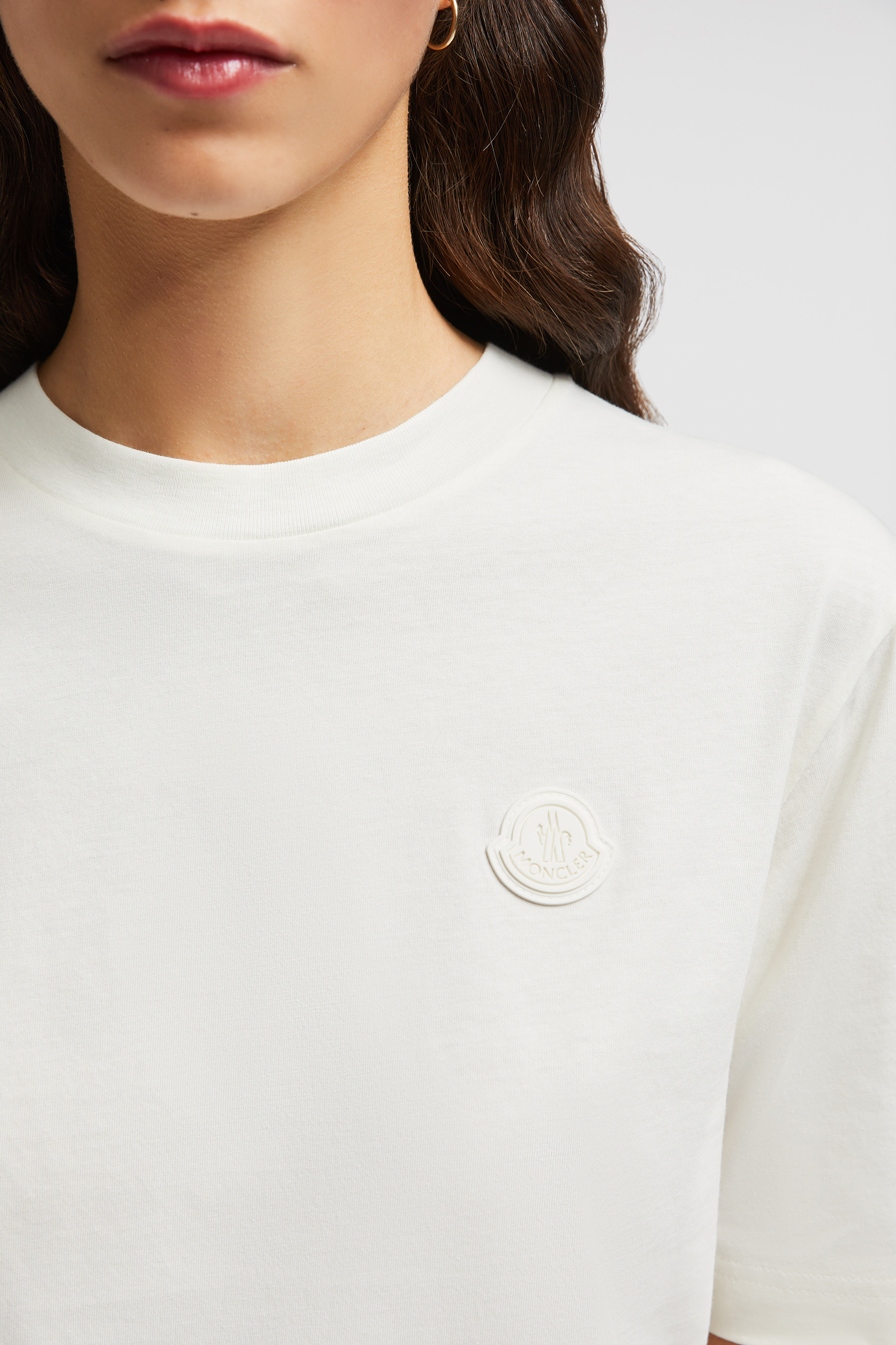 ホワイト Tシャツ : トップ＆Tシャツ 向けの レディース