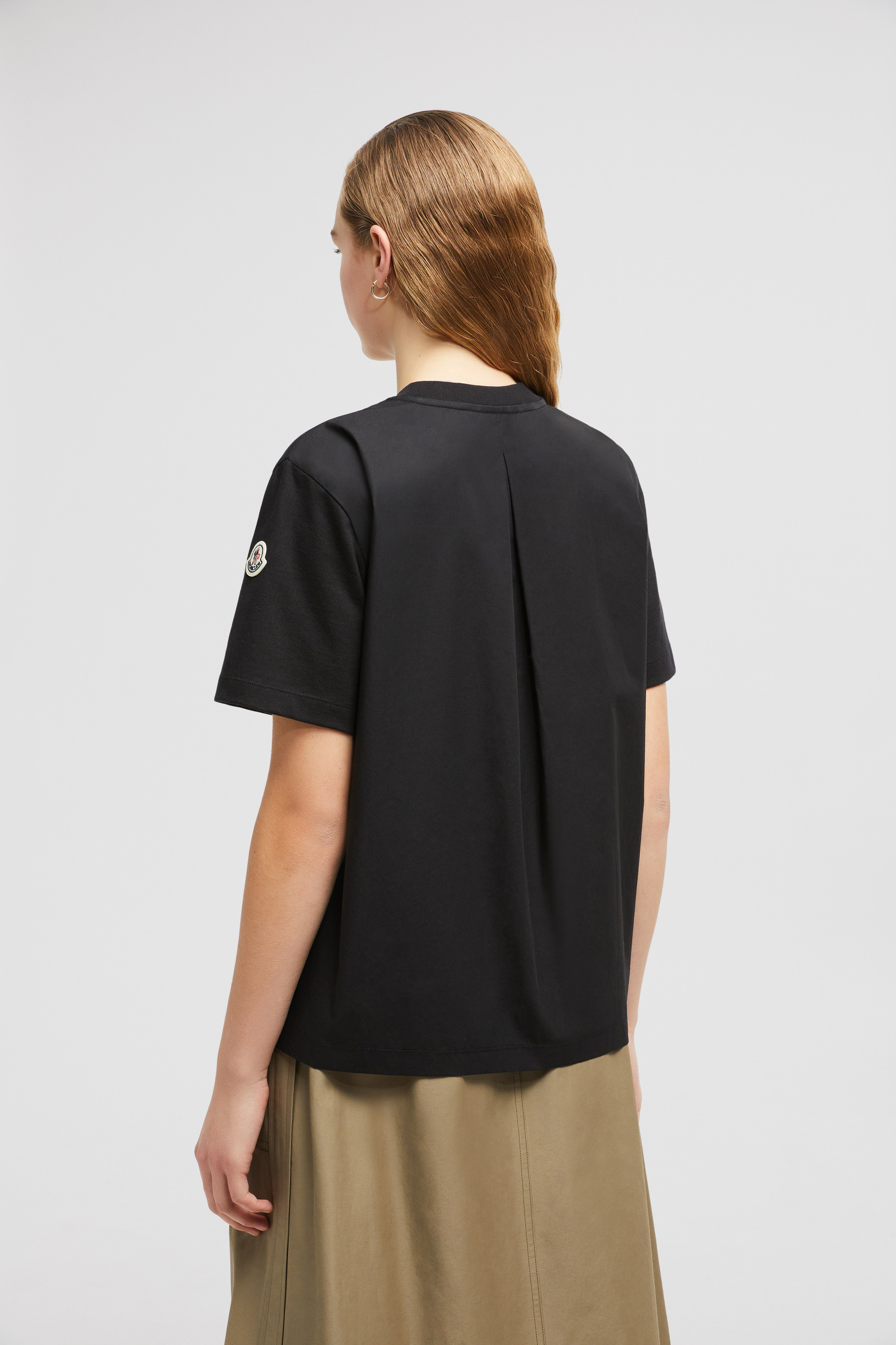 ブラック Tシャツ : トップ＆Tシャツ 向けの レディース