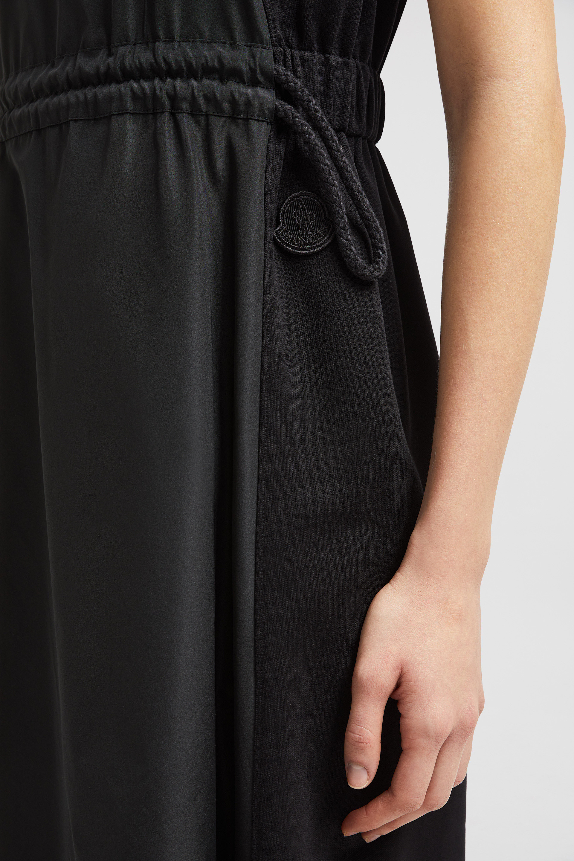 Dresses for Women - Ready-To-Wear | Moncler HK Dresses for Women - Ready-To-Wear | Moncler HK