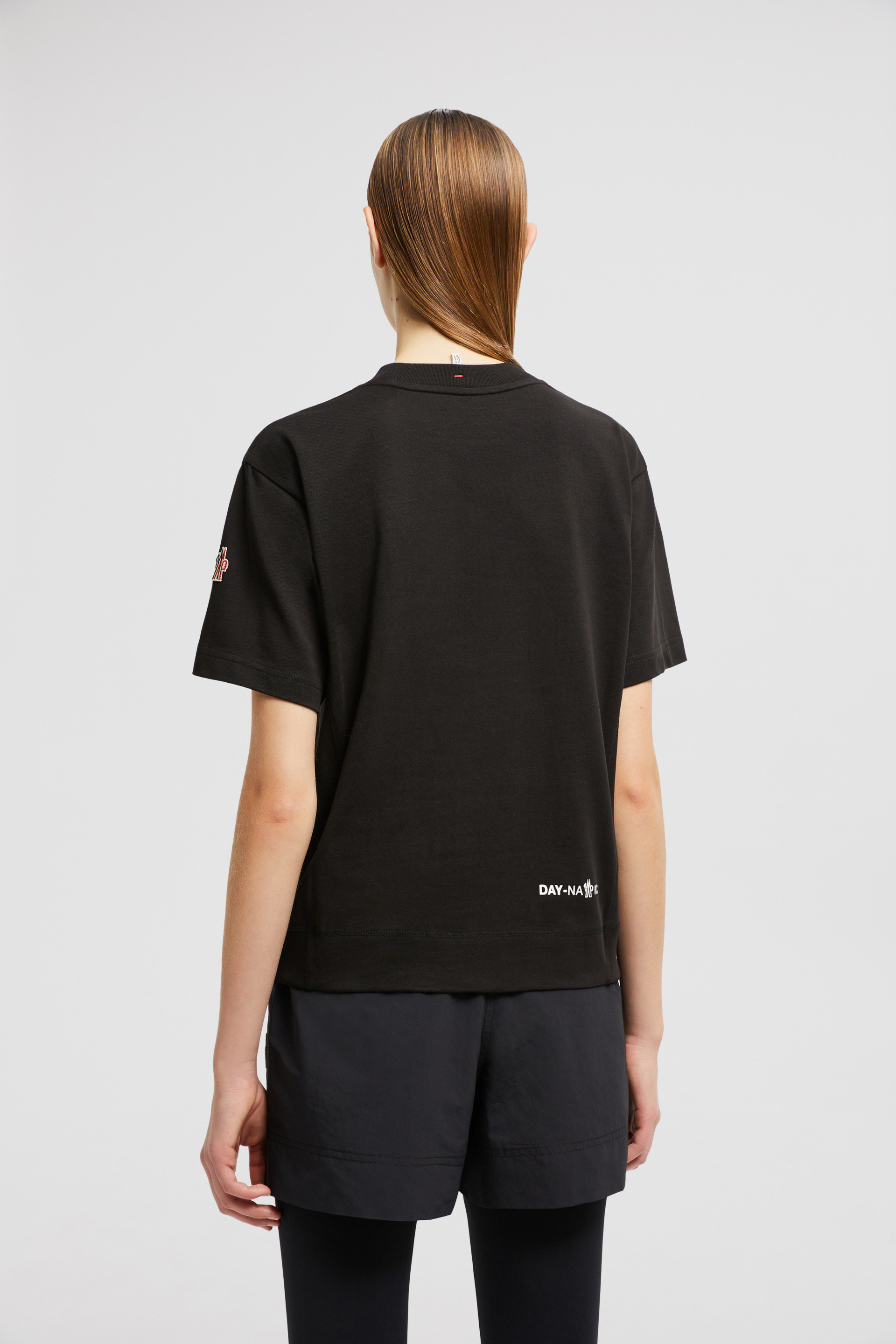 ブラック Tシャツ : トップ＆Tシャツ 向けの レディース