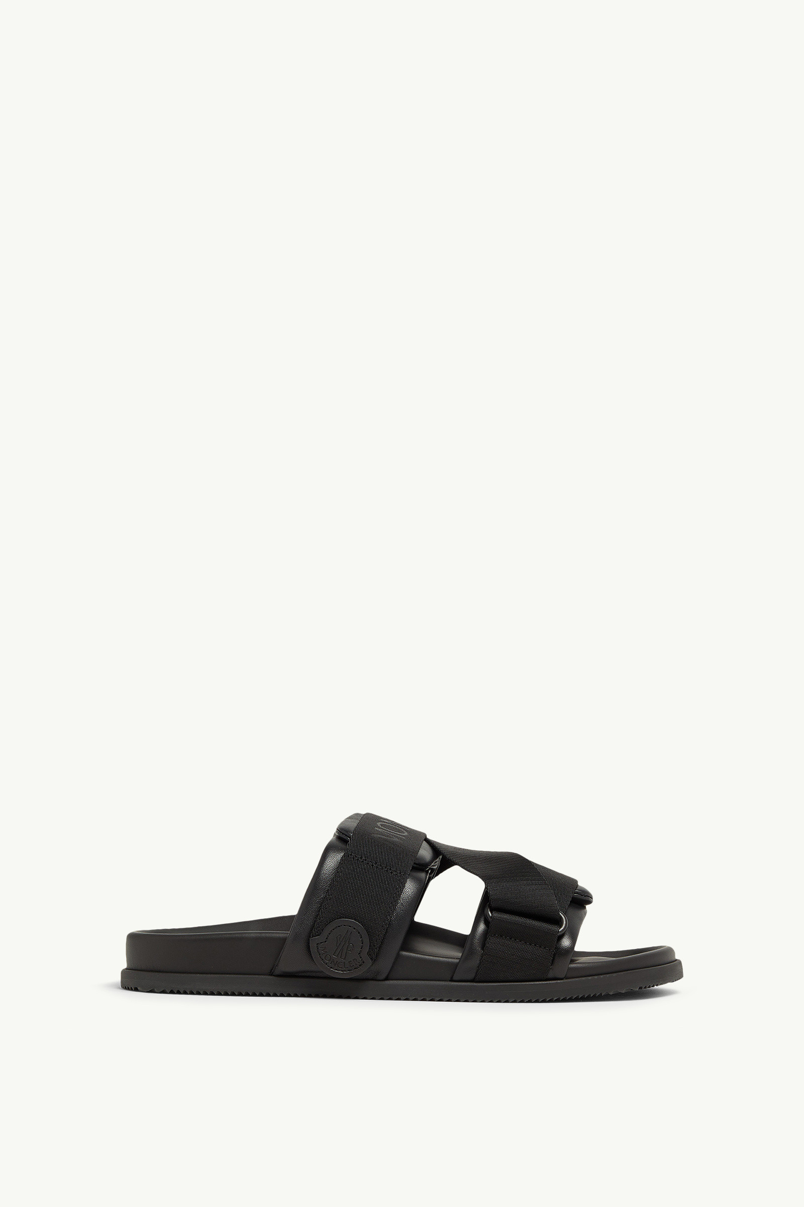 サンダル・ミュール MONCLER Women Sandals 4M00040 M5080 999 Black Moncler Black Leather Sandals for Women