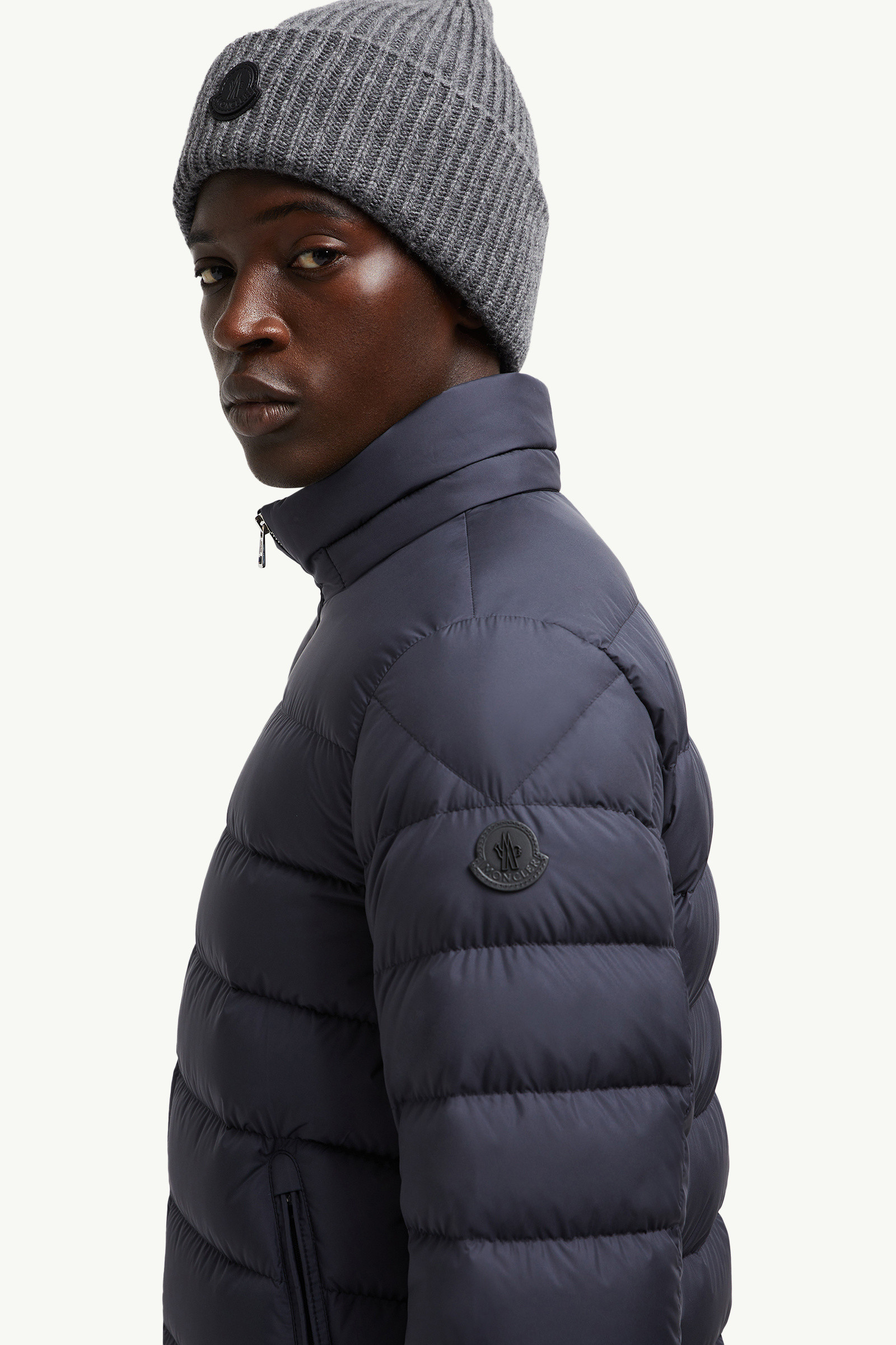 MONCLER Arnebショートダウンジャケット ブラック Arnebショートダウンジャケット : ショートダウン