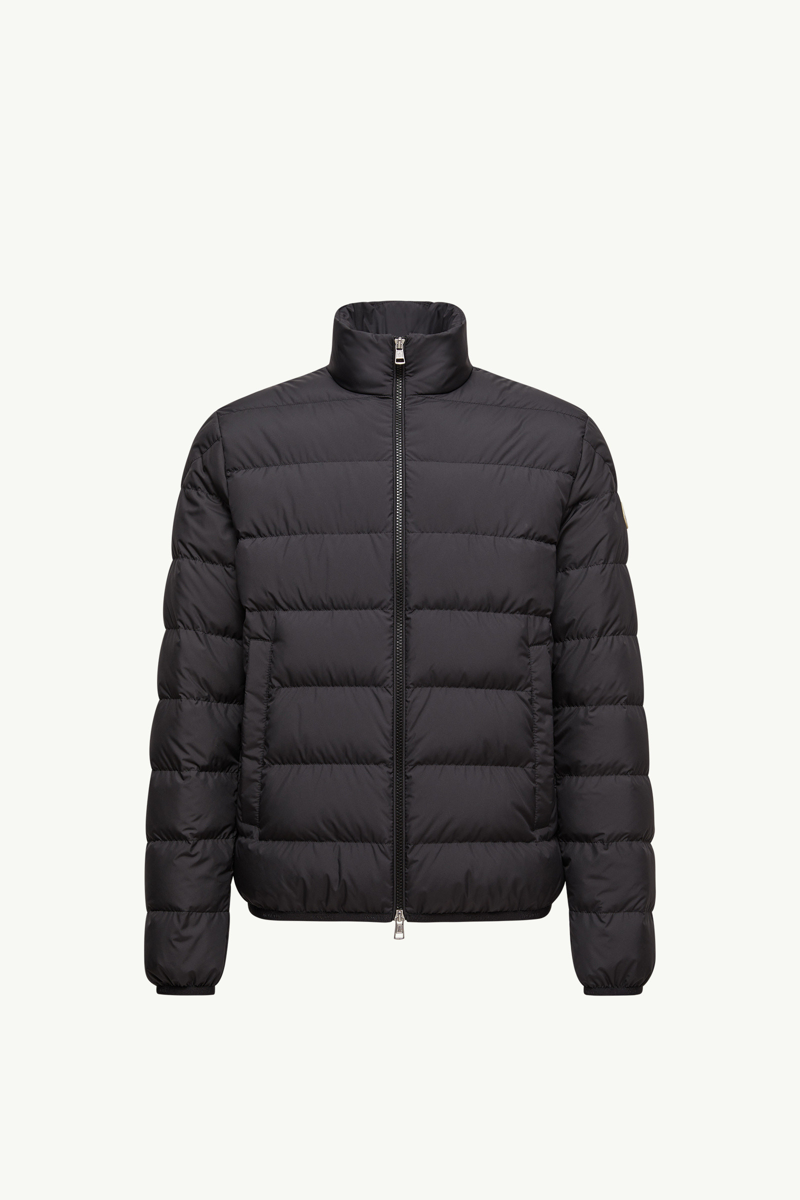 MONCLER｜JACKETS (1A00119 54A91 142) Moncler Black Oiron Padded Down Jacket - Size 1 ○ Labellov