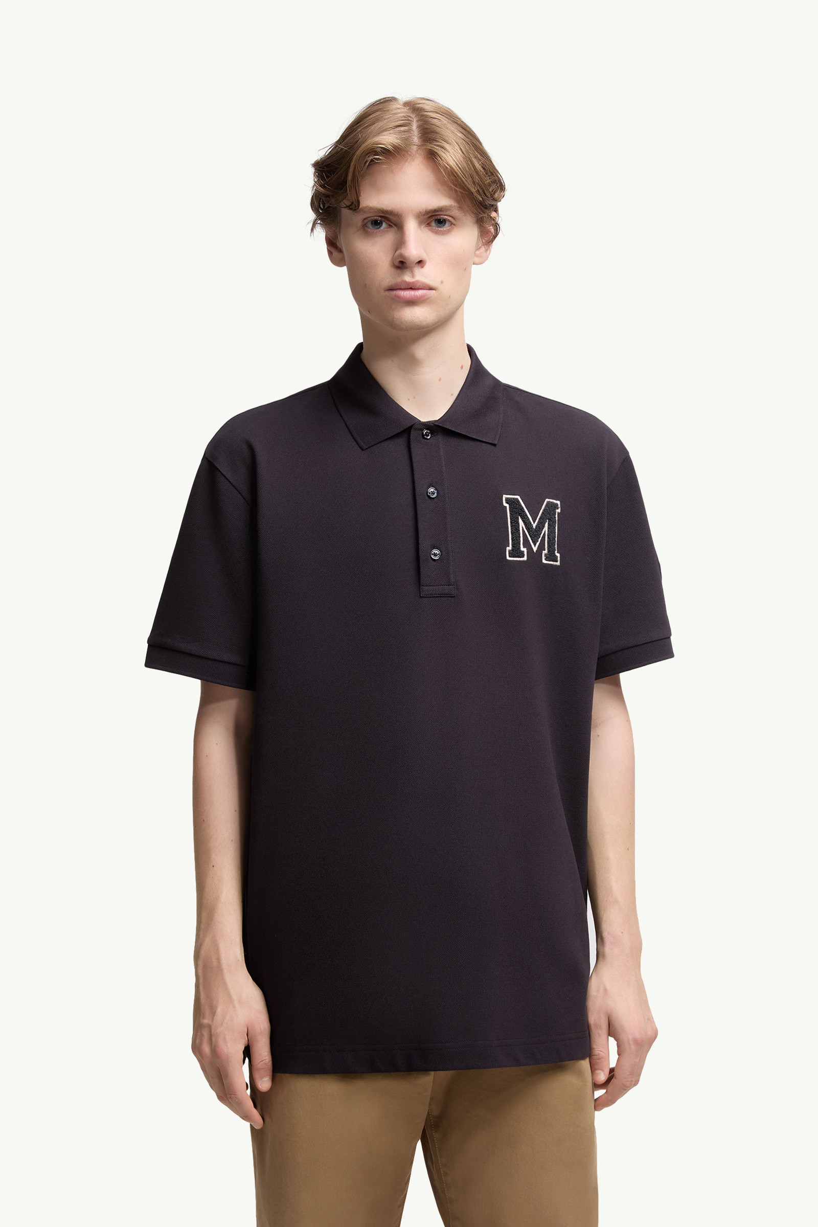 MONCLER ロゴ Tシャツ ネイビー K20918A0000289A16742_E.jpg