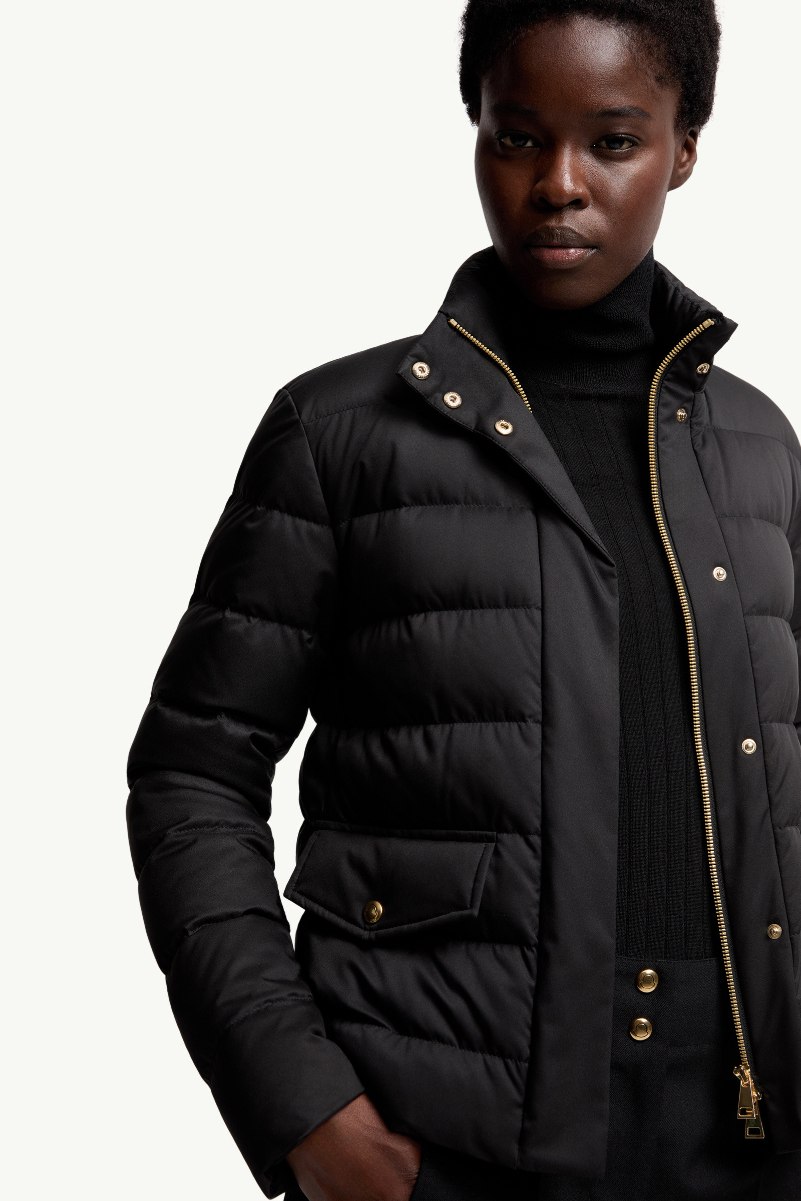【MONCLER】BESSETTES ショート ダウンジャケット 三越伊勢丹 | MONCLER/モンクレール_レディース通販 | BESSETTES