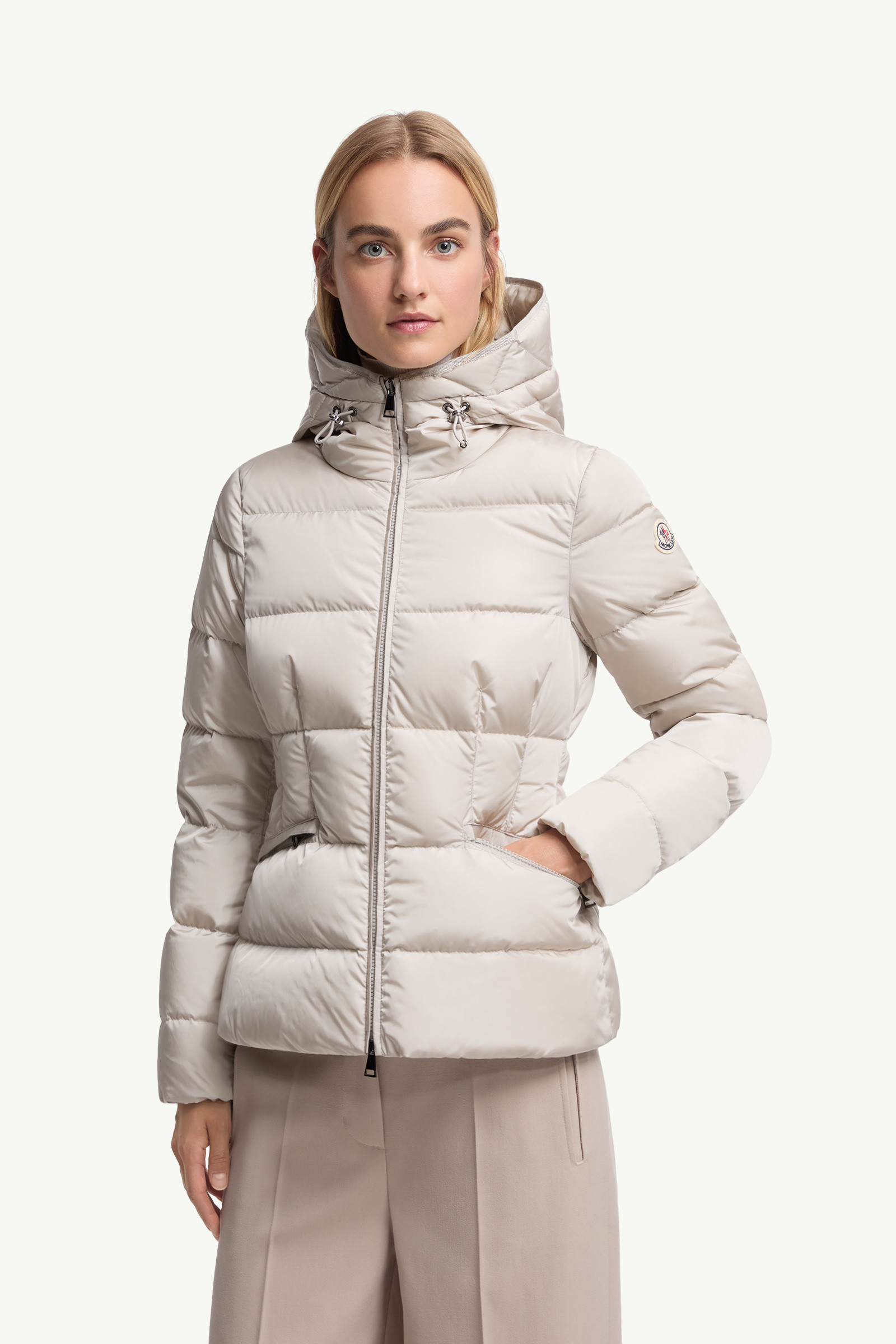 Short Down Jackets for Women - Outerwear | Moncler HK