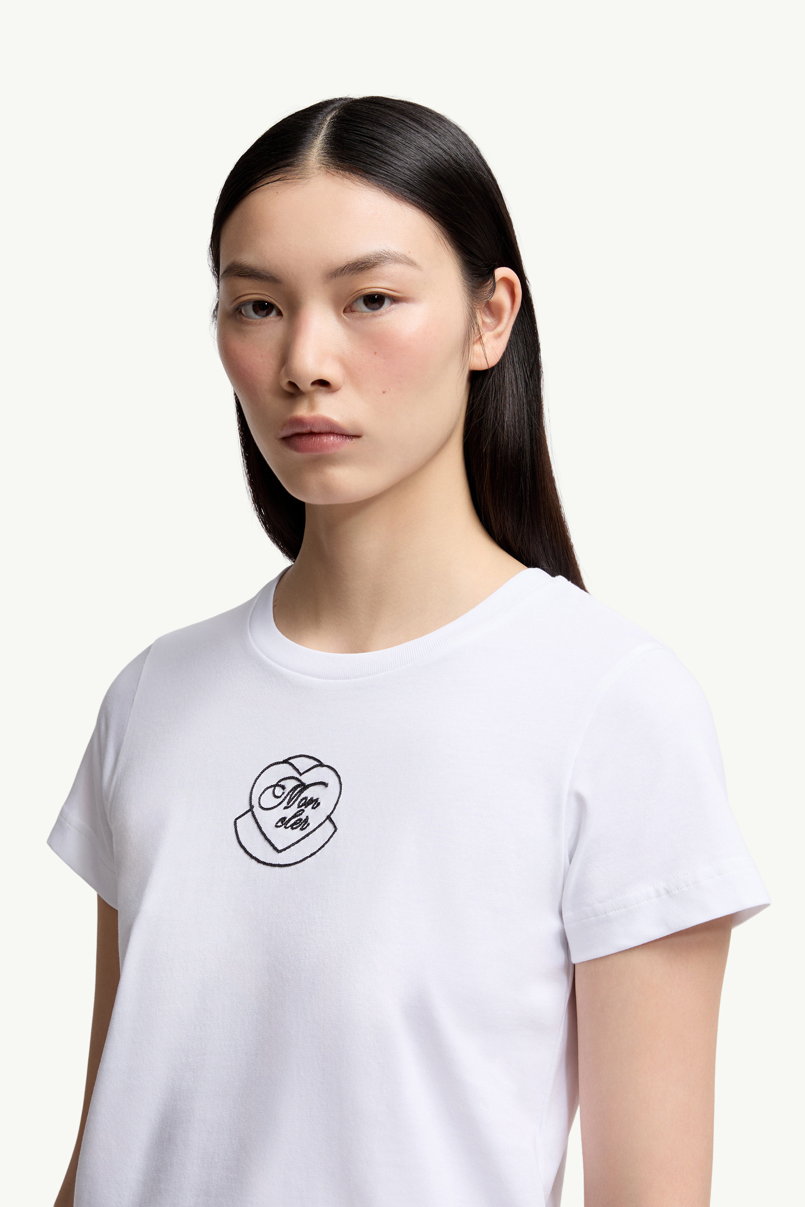 【MONCLER】最新作★HEART LOGO刺繍 コットン Tシャツ Moncler Heart Logo T-Shirt | REVERSIBLE