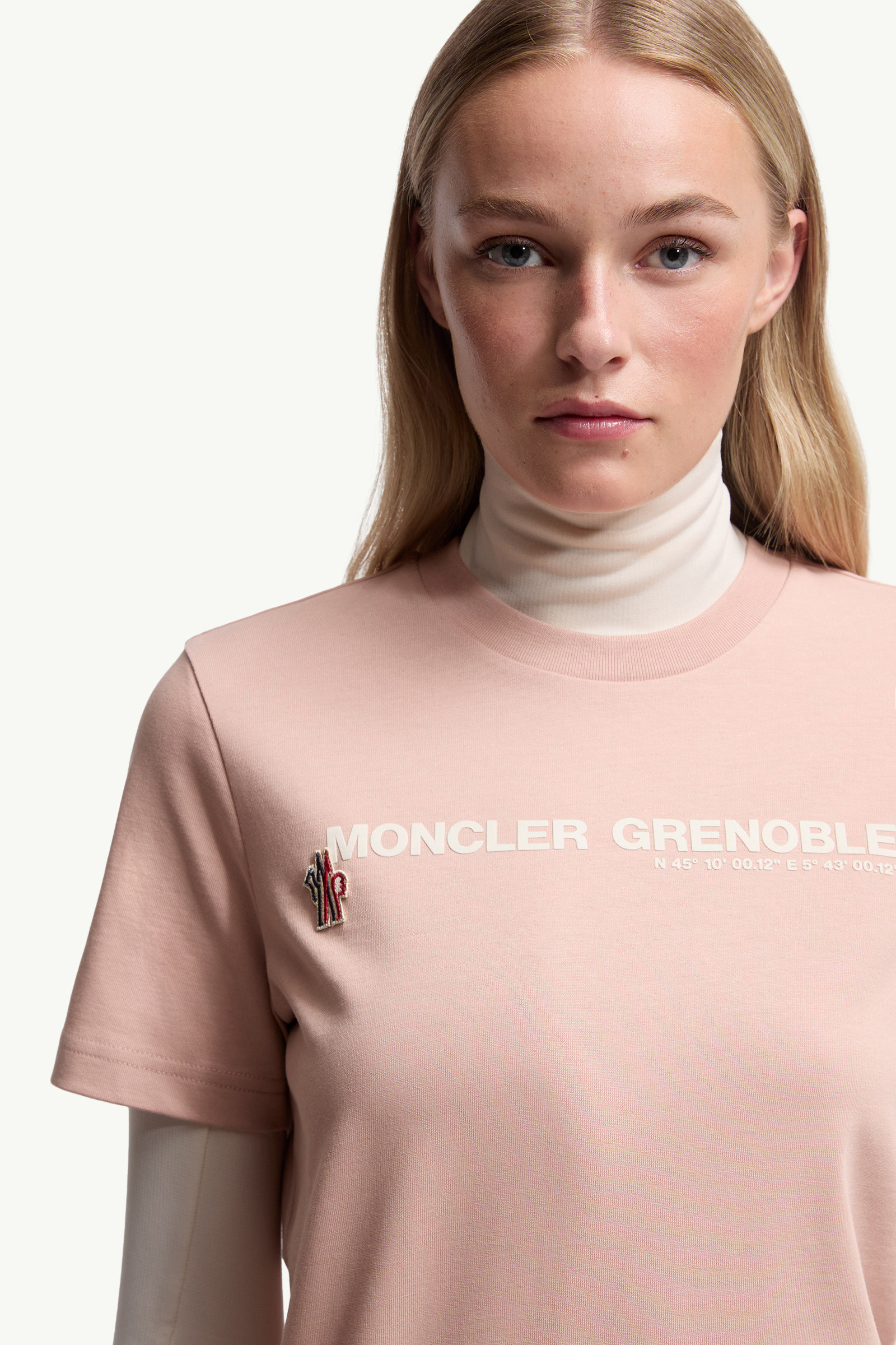 Moncler Grenoble Women Apres Ski & Mountain Outfits | Moncler