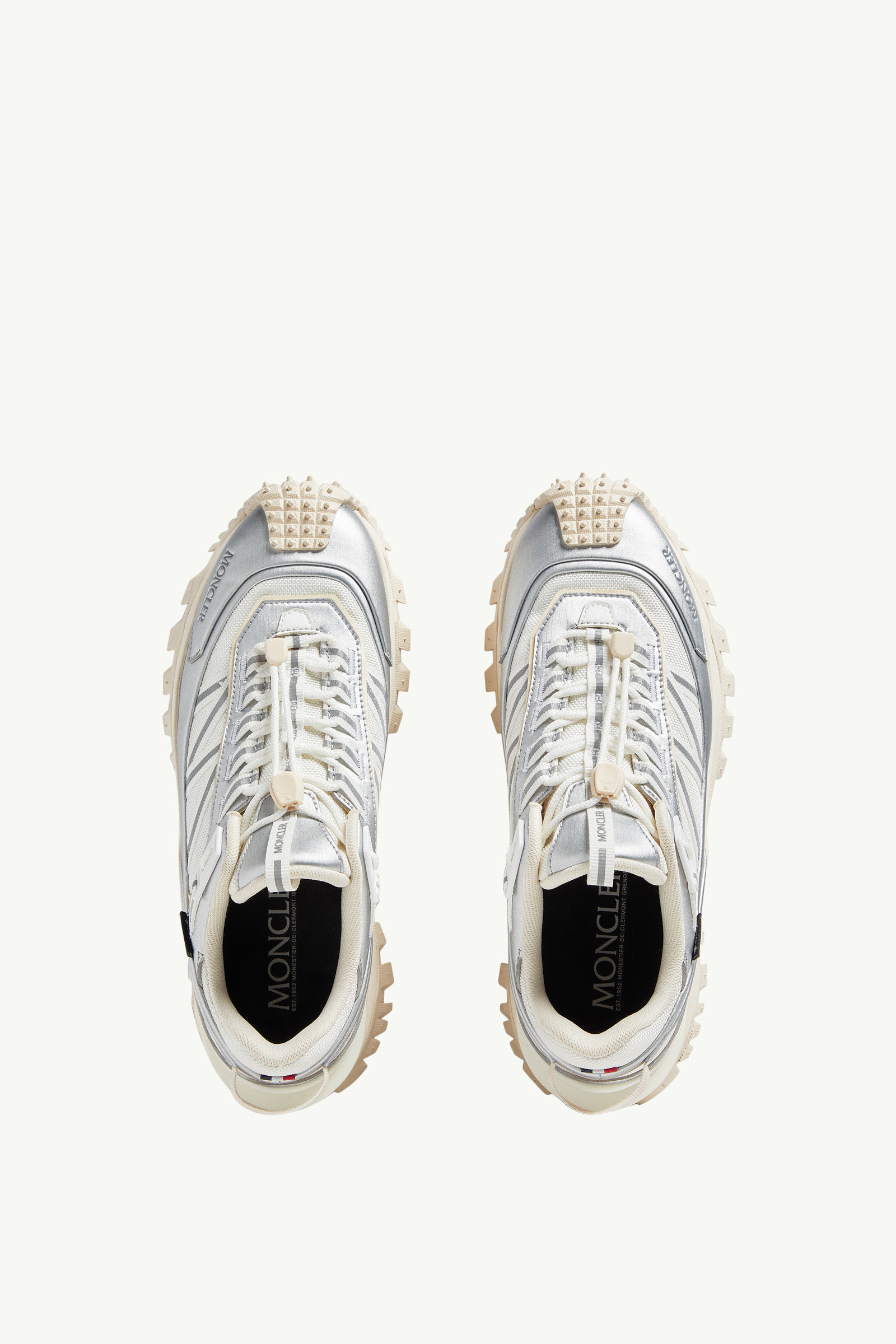 スニーカー Moncler Trailgrip Gtx' Silver Leather Blend Sneakers Moncler 'Trailgrip Gtx' Silver Leather Blend Sneakers – BALTINI