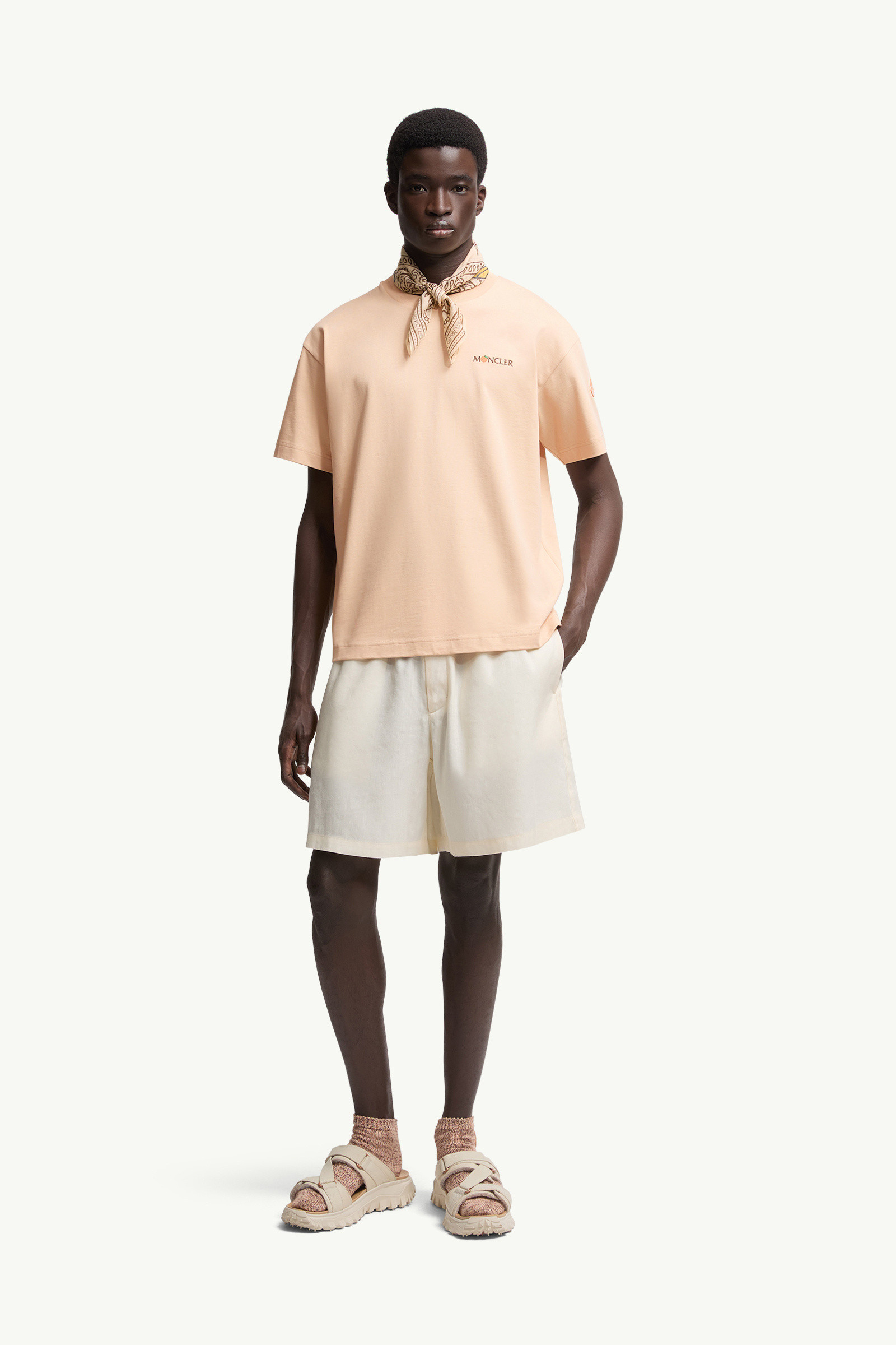 【MONCLER x GILGA FARM】バックプリントTシャツ☆２色 Some pieces from Moncler x Gilga Farms 🍊 : r/donaldglover