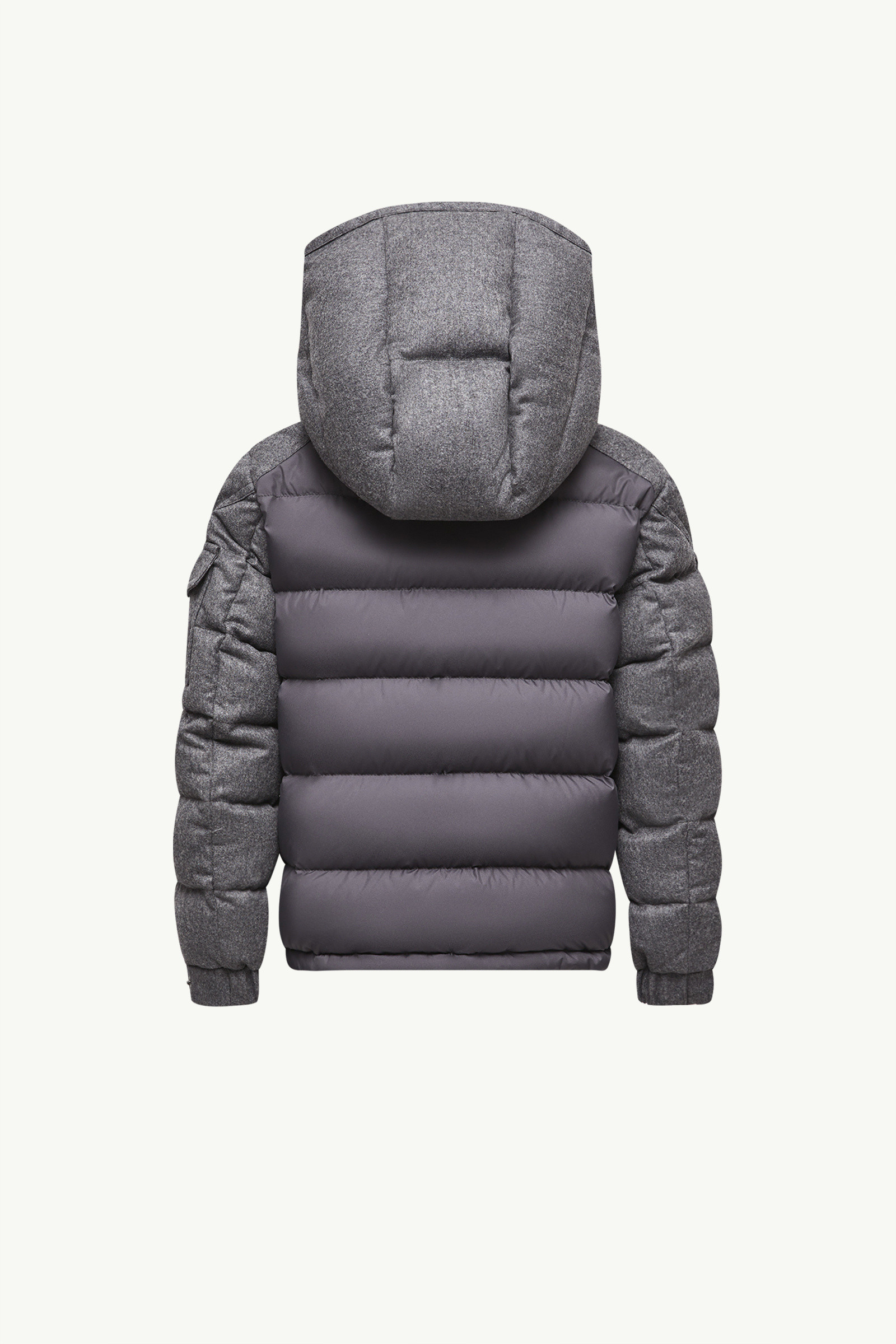 Moncler グレー ダウンジャケット 4歳 キッズ男の子｜ダウンジャケット＆ベスト｜モンクレール公式