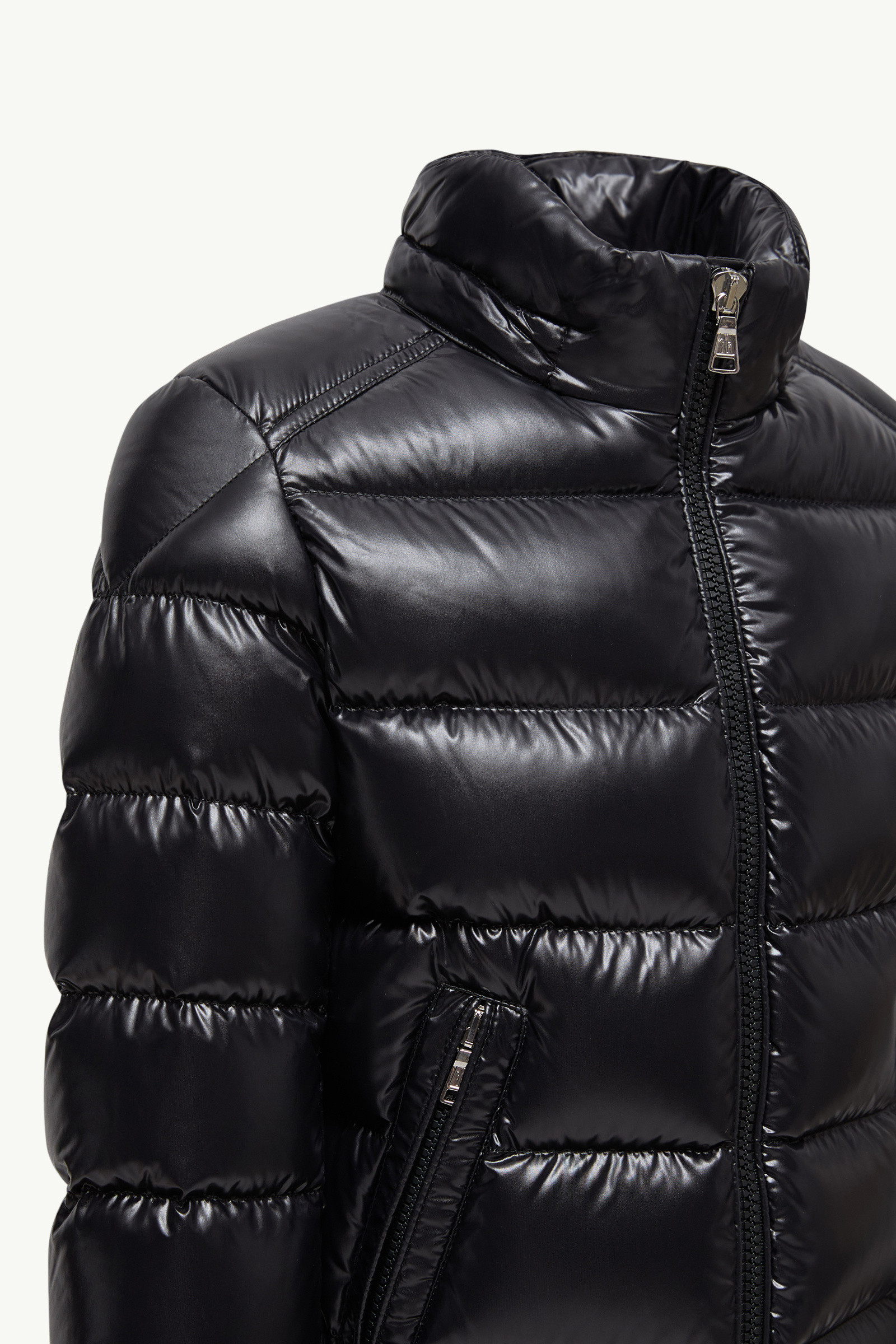 ブラック New Moncler Mayaダウンジャケット : ダウンジャケット