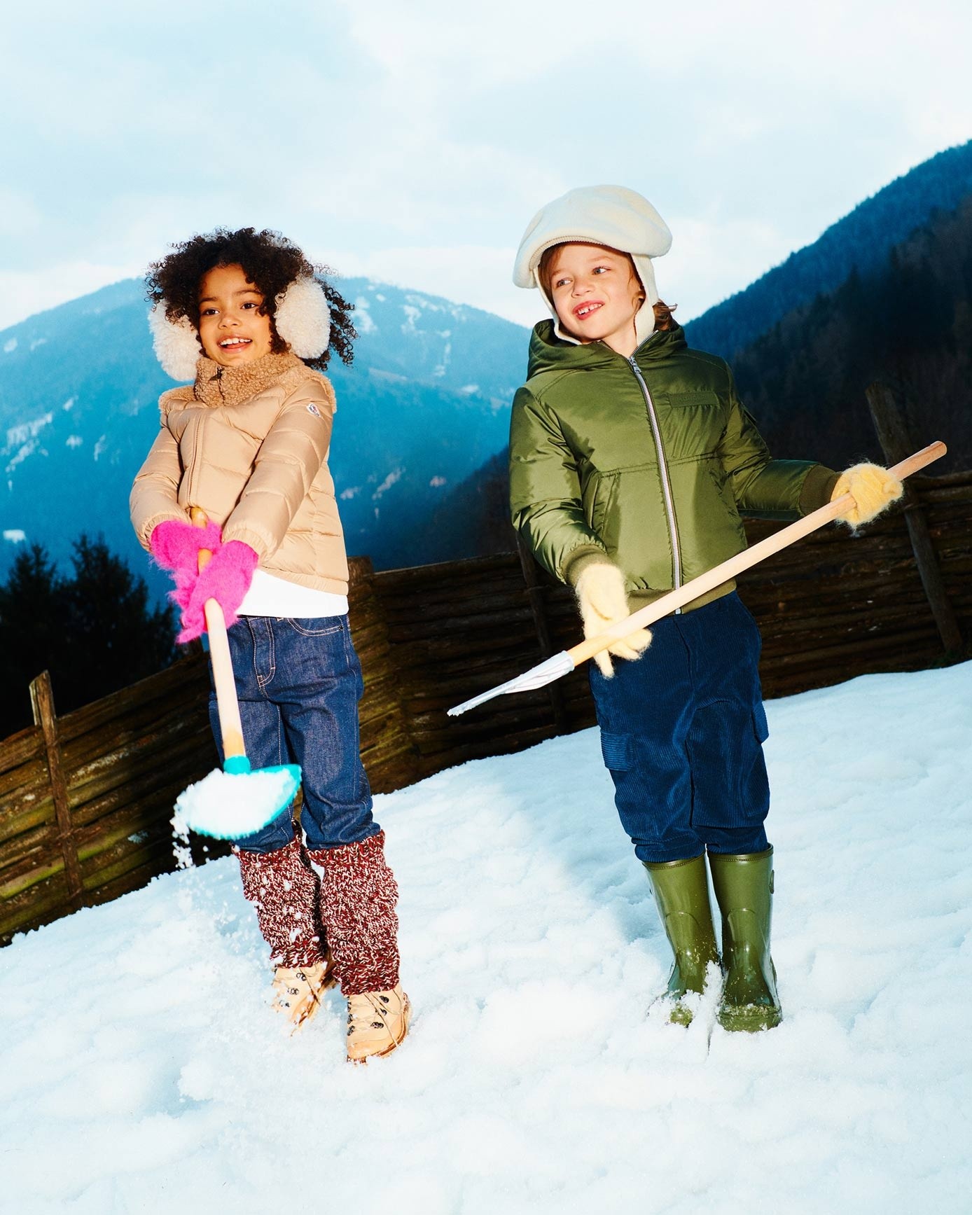 Children Shop now on Moncler's website