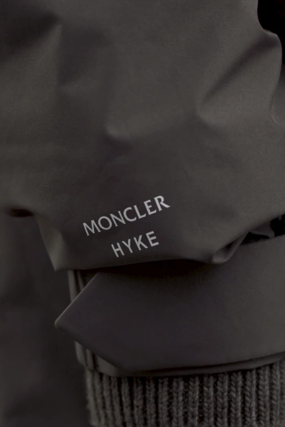 8_MH_SHORT_SHORT_03_2_3