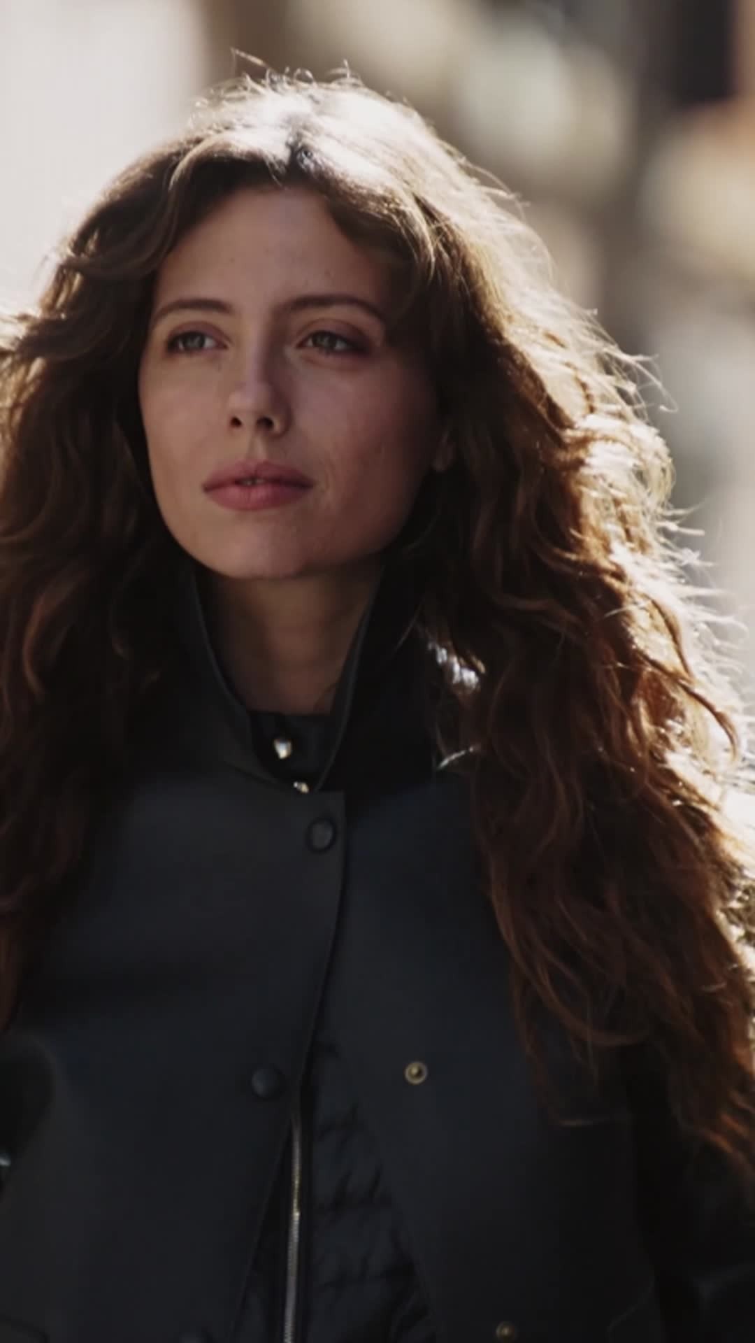 モンクレール日本オンラインショップ—衣料品とダウンジャケット